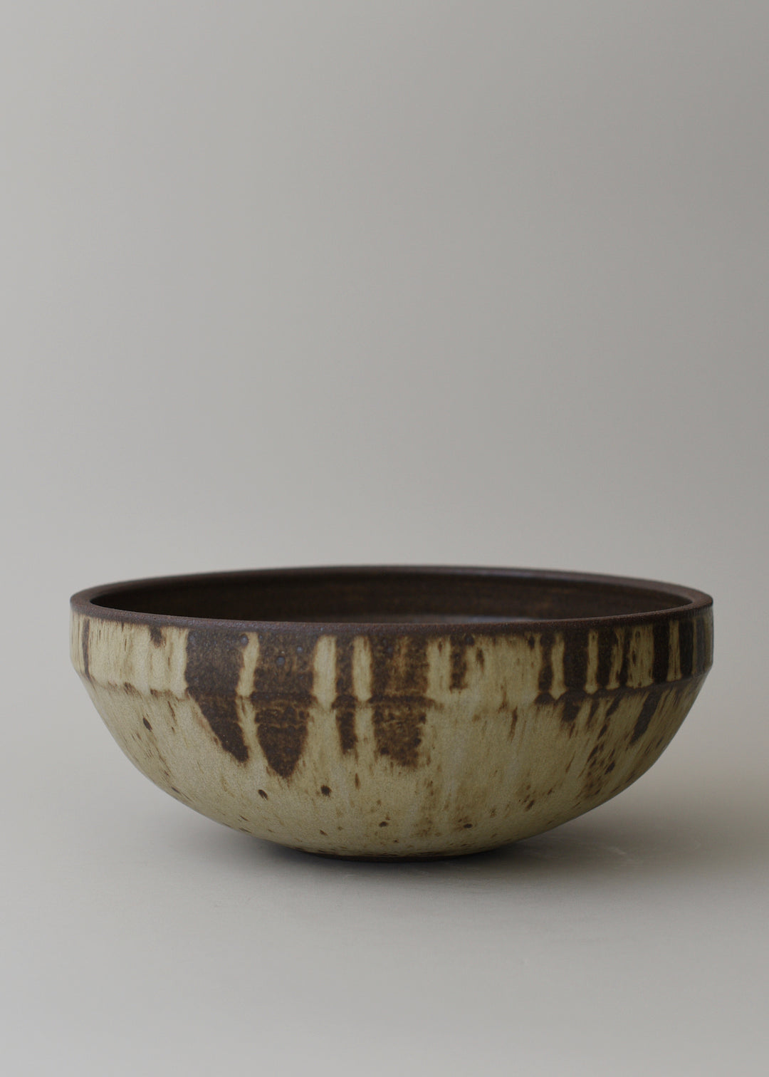 Large Pueblo Bowl No.12 in Live Oak - Victoria Morris Pottery