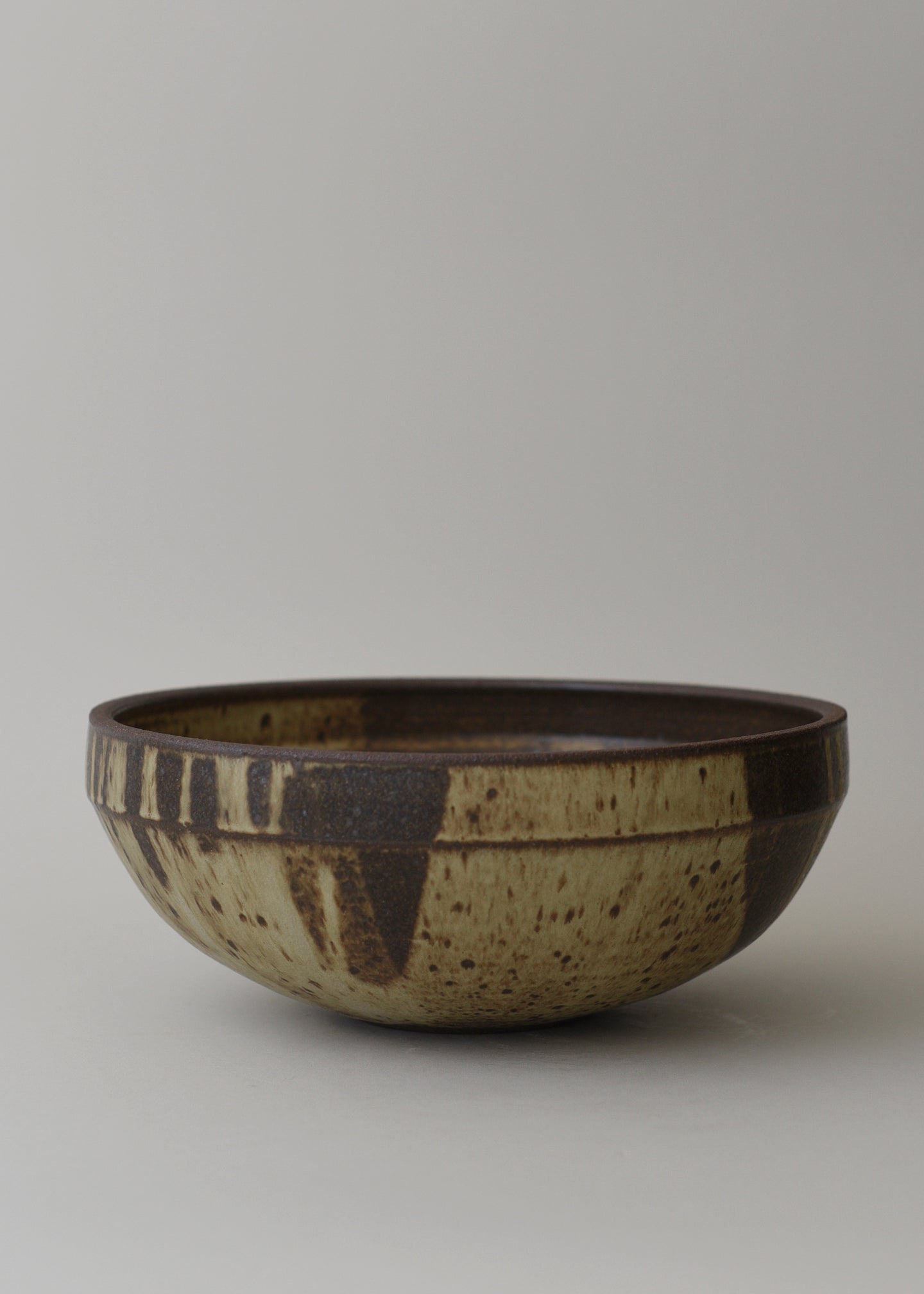 Large Pueblo Bowl No.12 in Live Oak - Victoria Morris Pottery