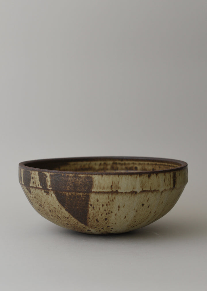 Large Pueblo Bowl No.12 in Live Oak - Victoria Morris Pottery