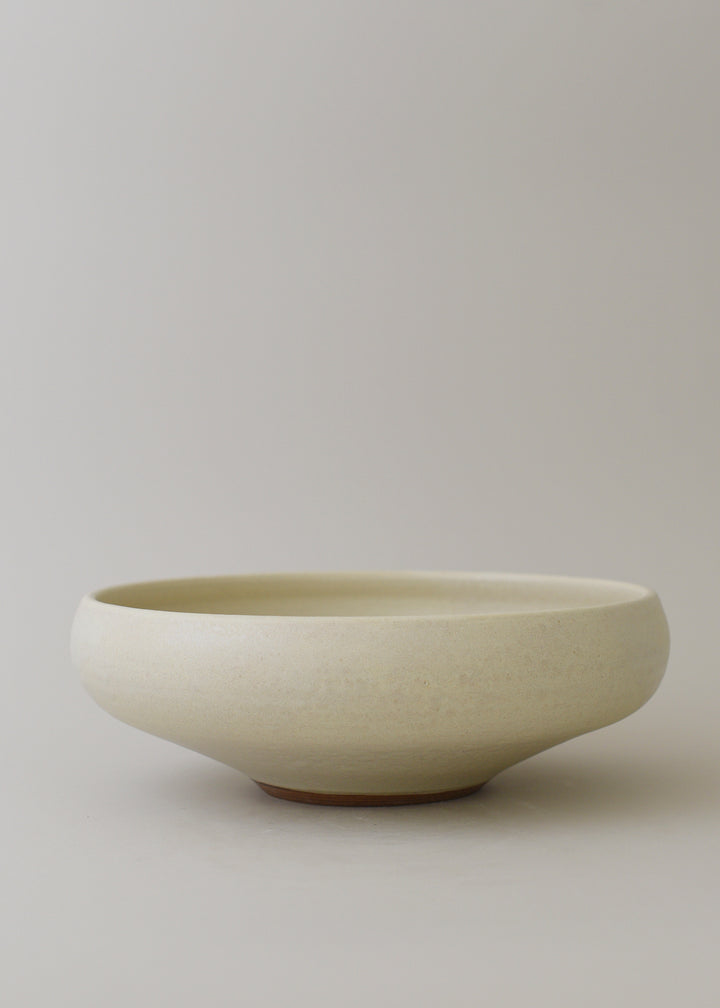 Low Lucy Bowl in Ivory - Victoria Morris Pottery