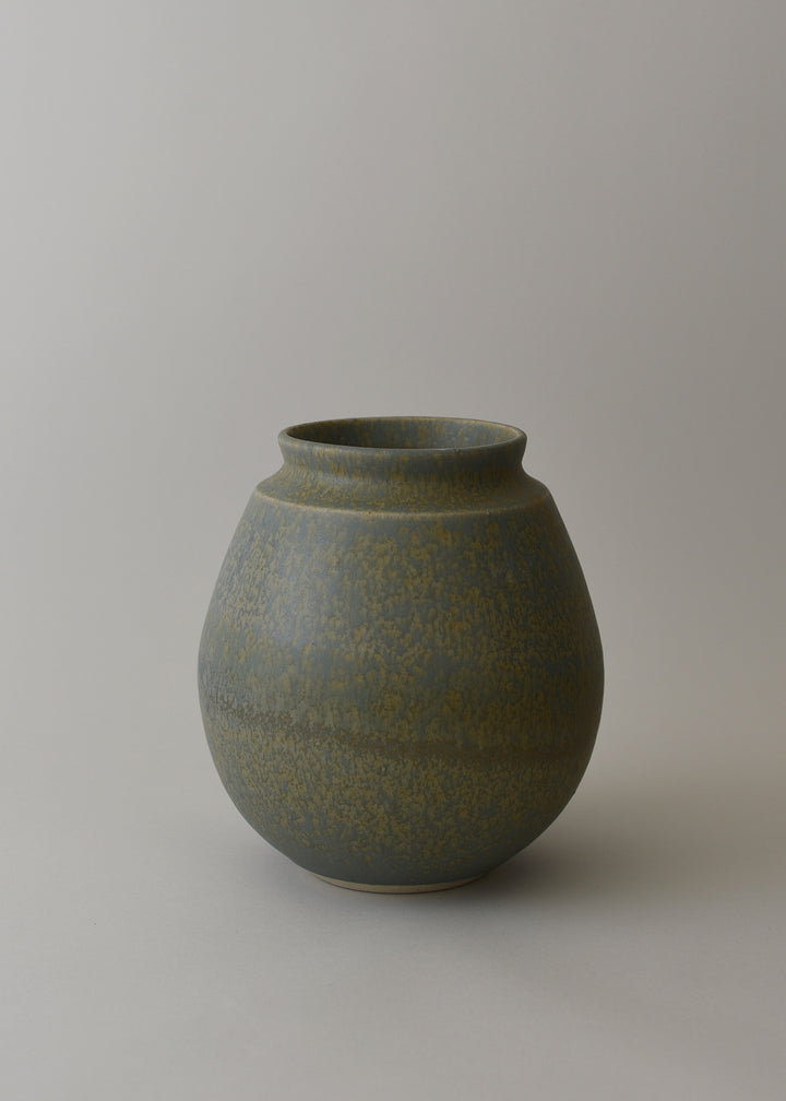 Low Poppy Series Vase in Agate - Victoria Morris Pottery