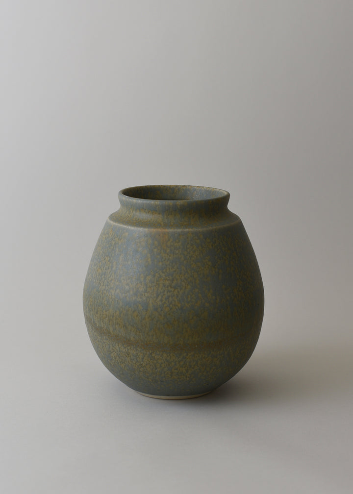 Low Poppy Series Vase in Agate - Victoria Morris Pottery