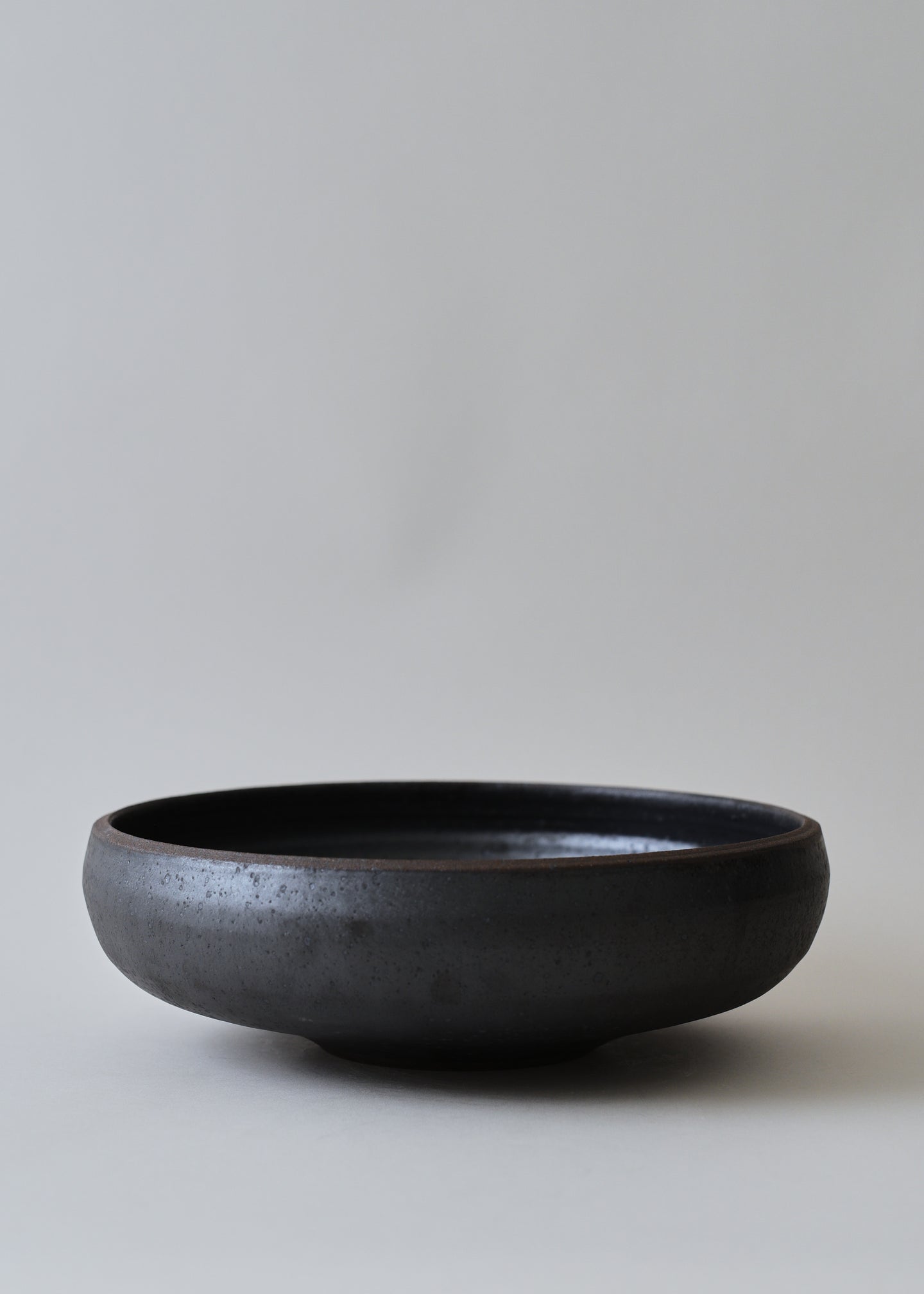 Low Lucy Bowl in Iron Black - Victoria Morris Pottery