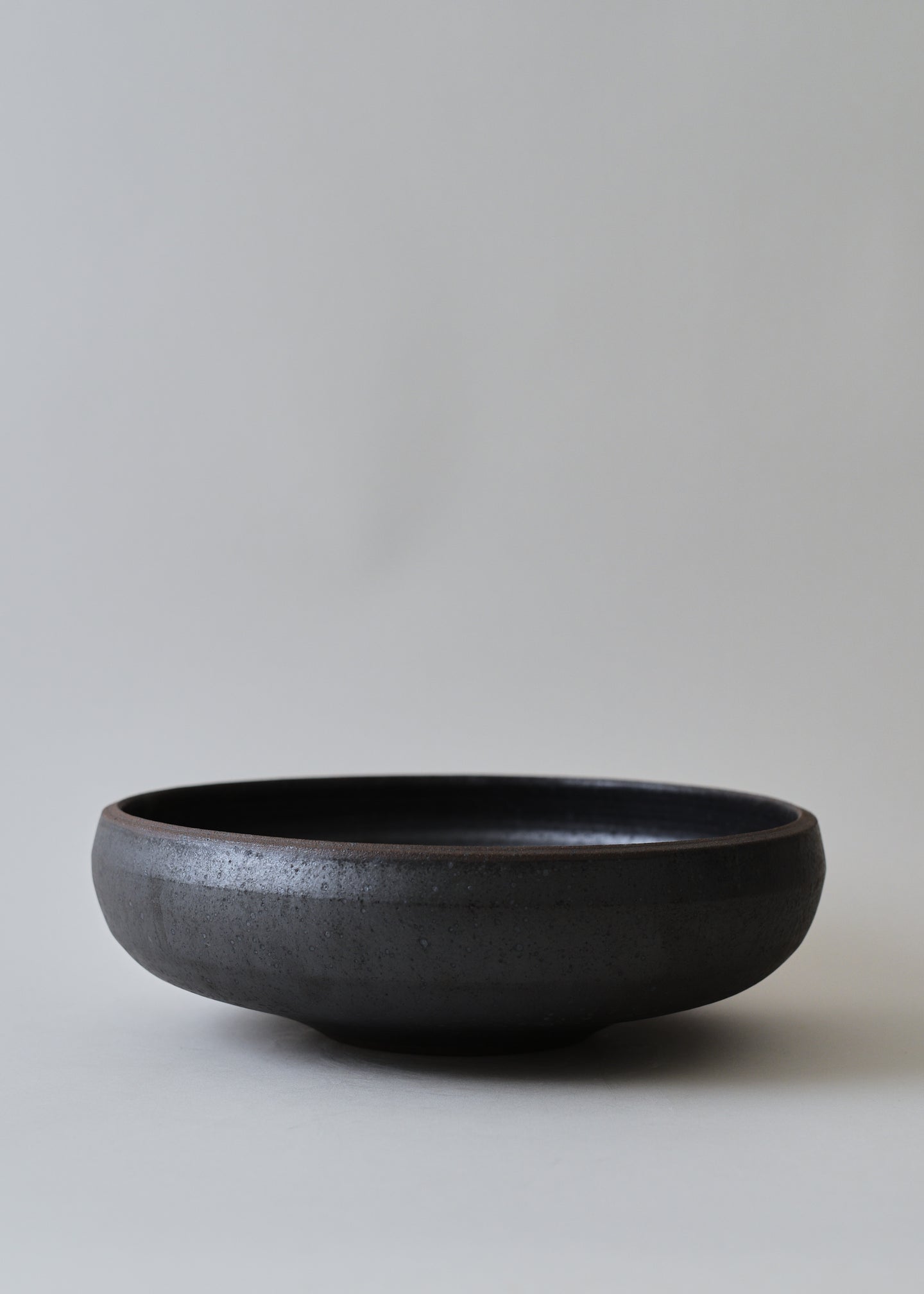 Low Lucy Bowl in Iron Black - Victoria Morris Pottery