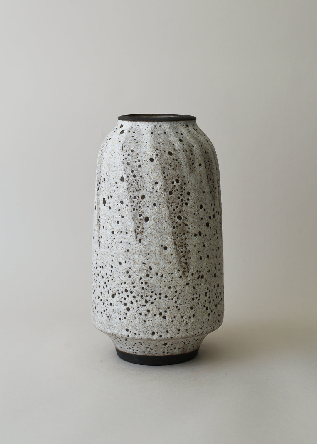 Large Lucy Series Vase no. 2 in Poured White - Victoria Morris Pottery