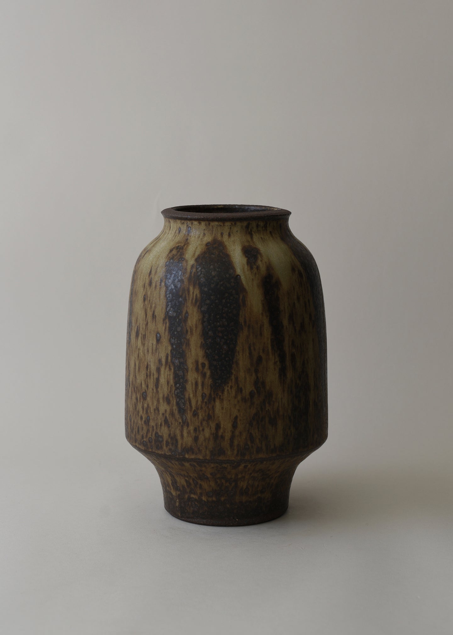 Lucy Series Vase no. 2 in Live Oak - Victoria Morris Pottery