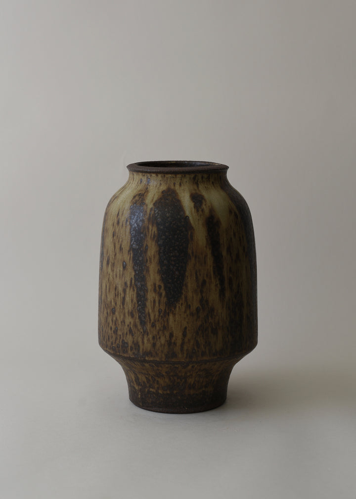 Lucy Series Vase no. 2 in Live Oak - Victoria Morris Pottery