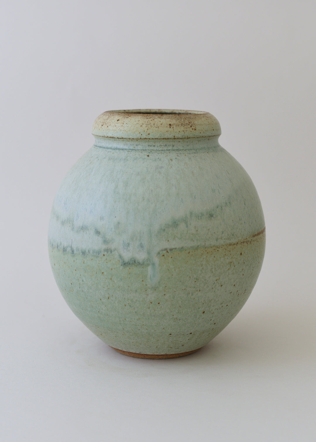 Round Vase Series in Cobre - Victoria Morris Pottery