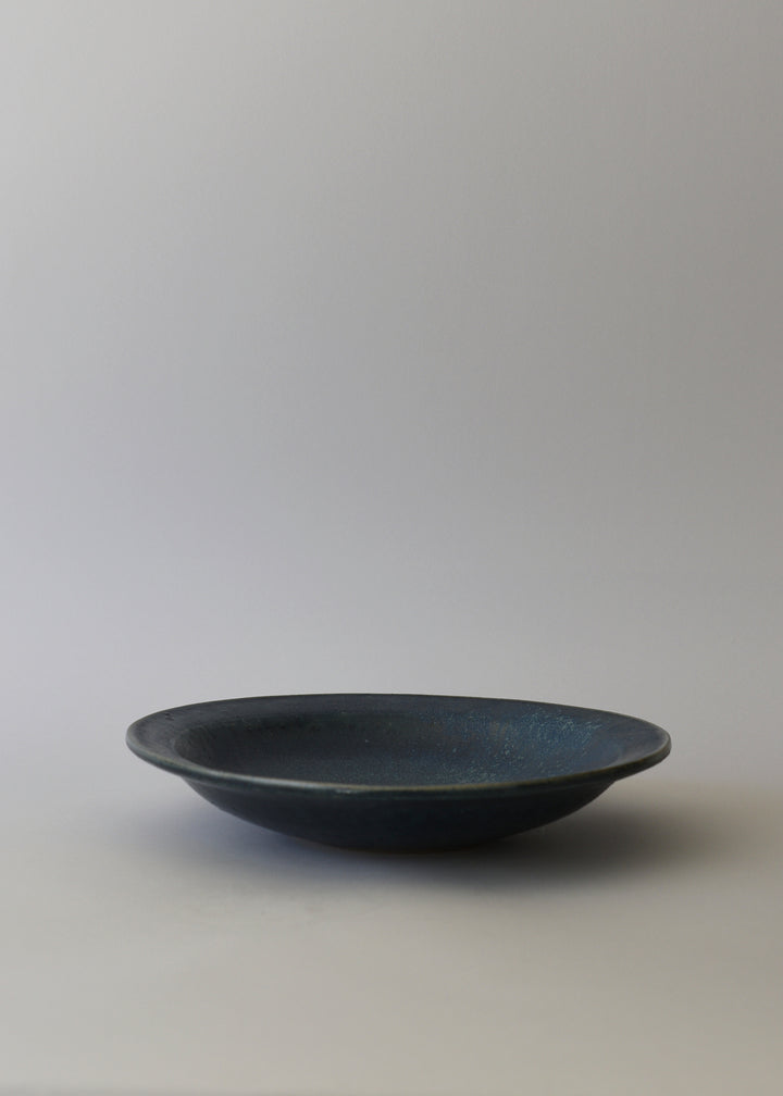 Low Finn Bowl in Ink - Victoria Morris Pottery