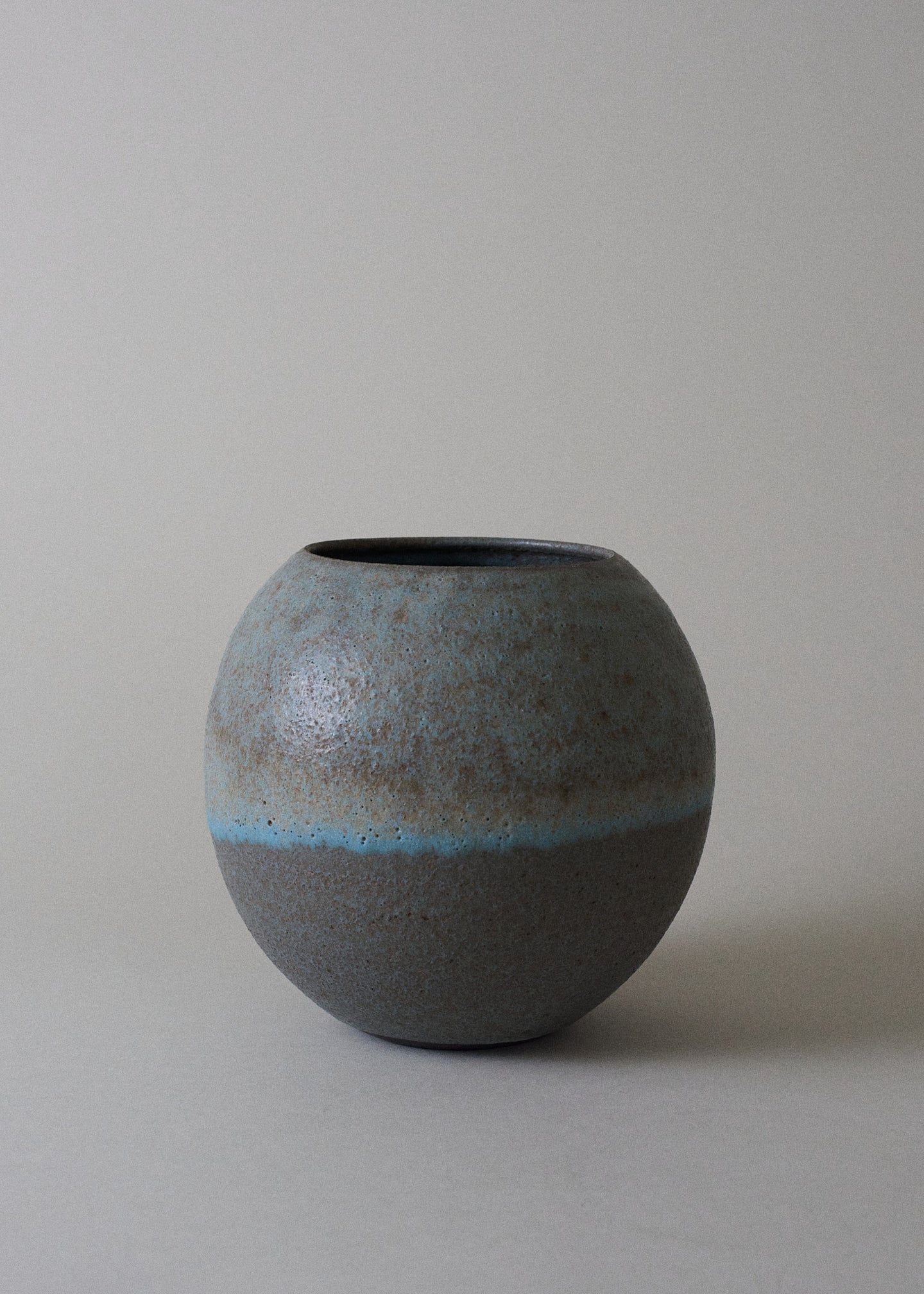 Orb Vase in Pool - Victoria Morris Pottery