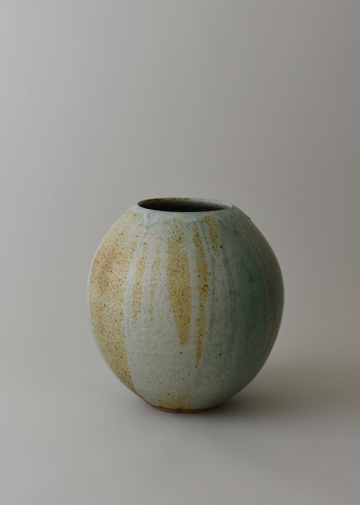 Orb Vase in Cobre - Victoria Morris Pottery
