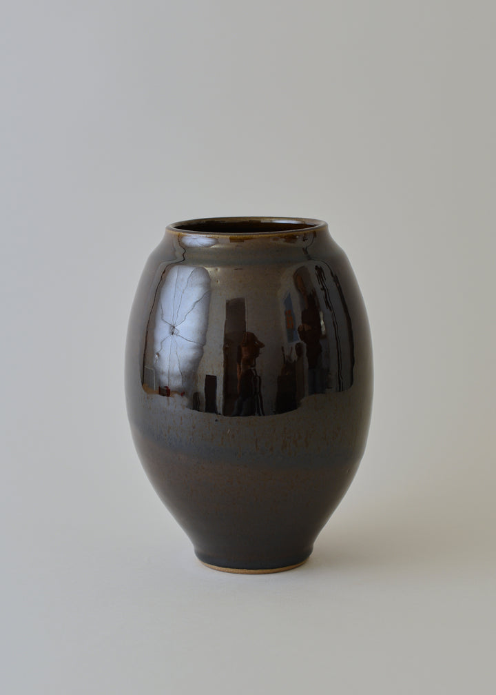 Oval Series Vase in Amber - Victoria Morris Pottery