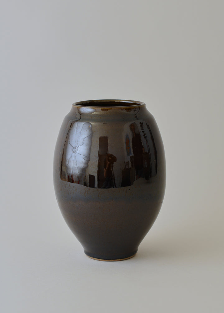 Oval Series Vase in Amber - Victoria Morris Pottery