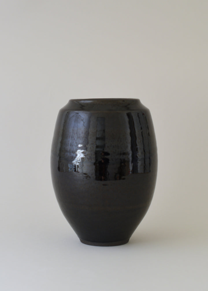 Oval Series Vase in Amber - Victoria Morris Pottery