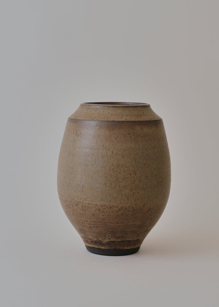 Oval Series Vase in Hazel - Victoria Morris Pottery