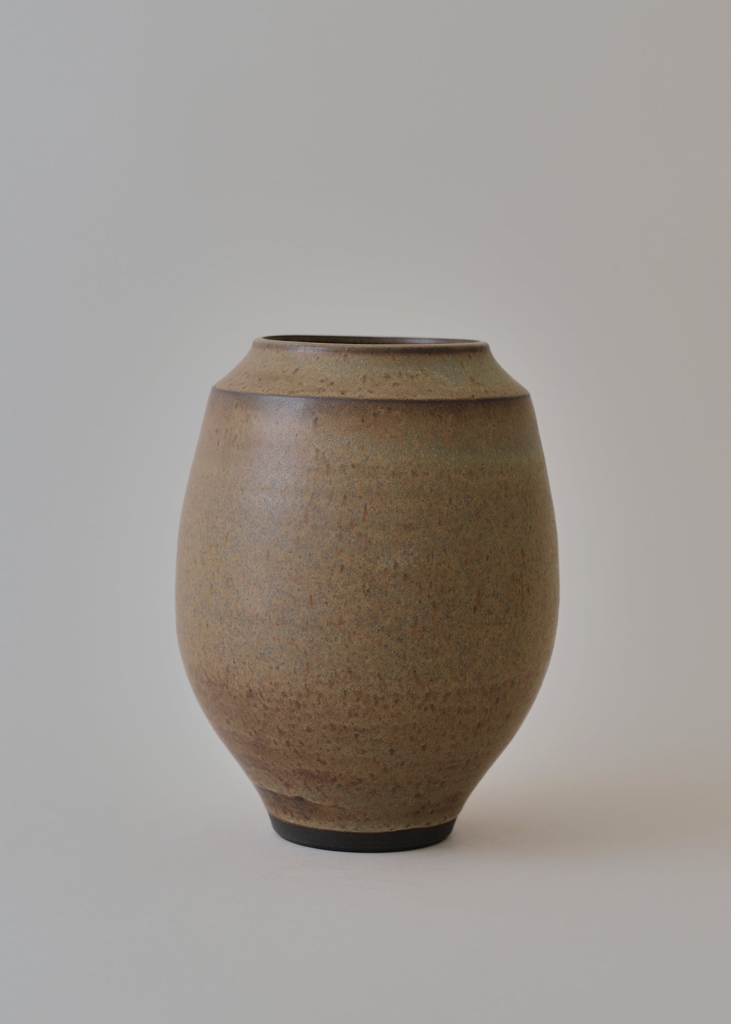 Oval Series Vase in Hazel - Victoria Morris Pottery