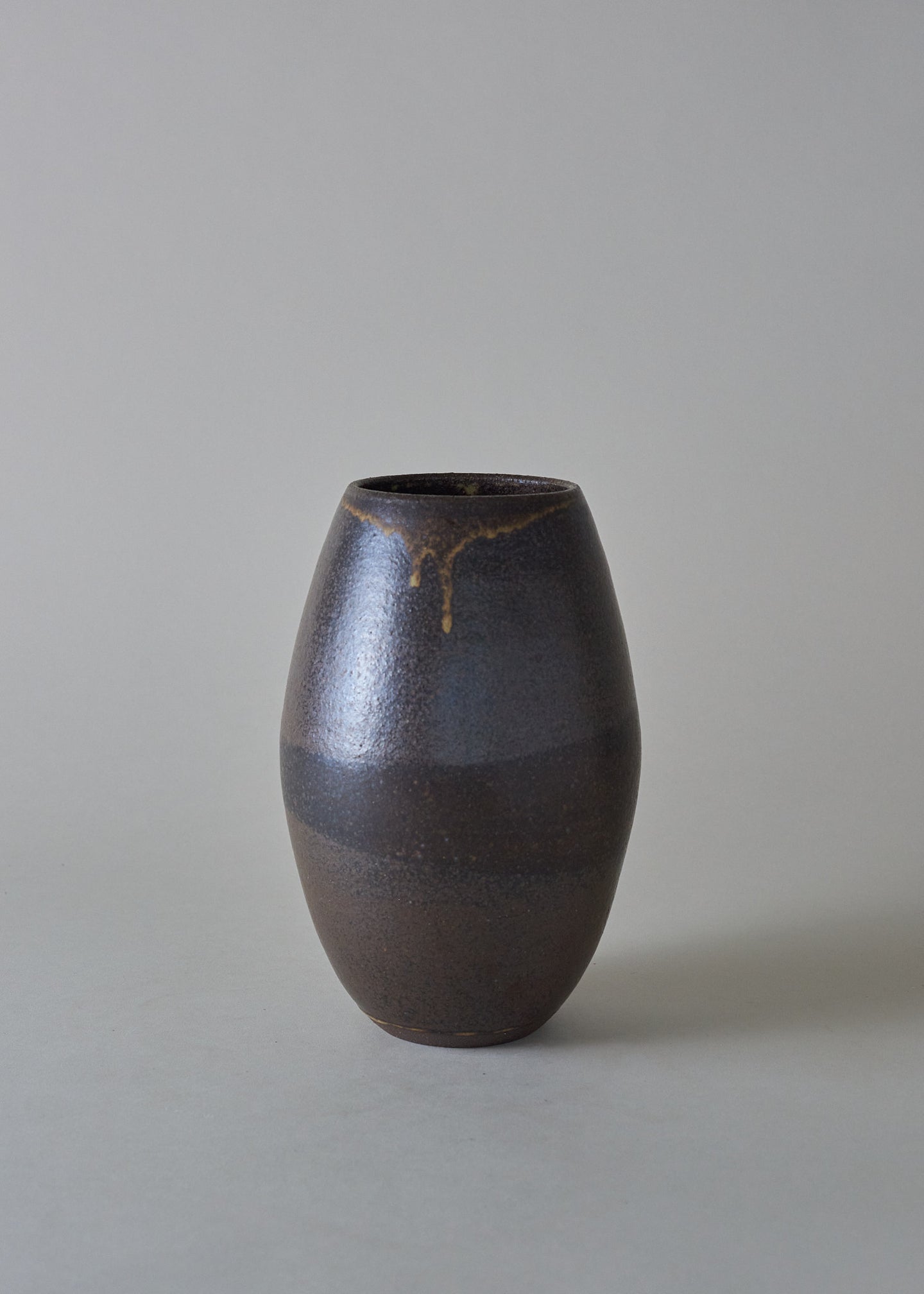 Oval Vase in Live Oak - Victoria Morris Pottery