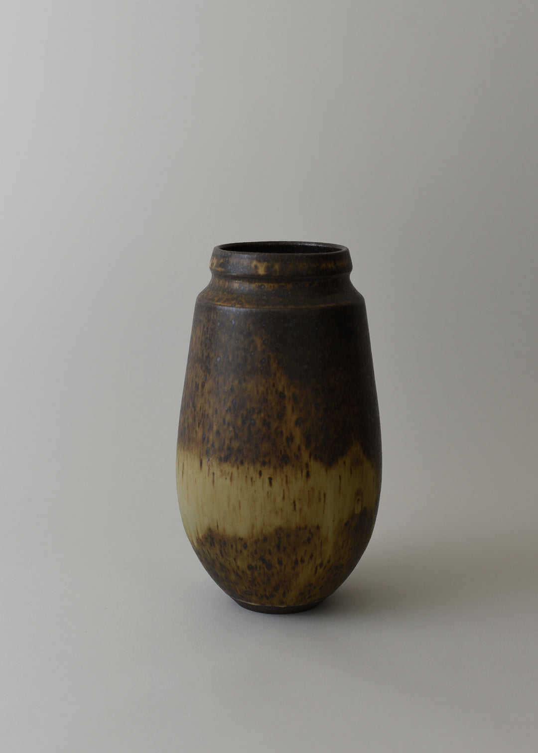 Poppy Series Vase in Live Oak - Victoria Morris Pottery