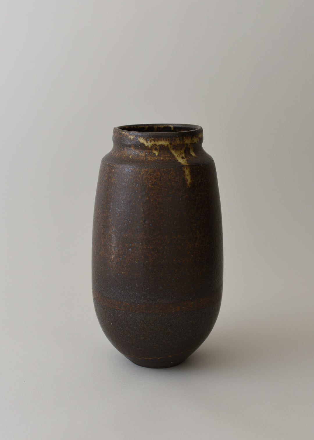 Poppy Series Vase in Live Oak - Victoria Morris Pottery