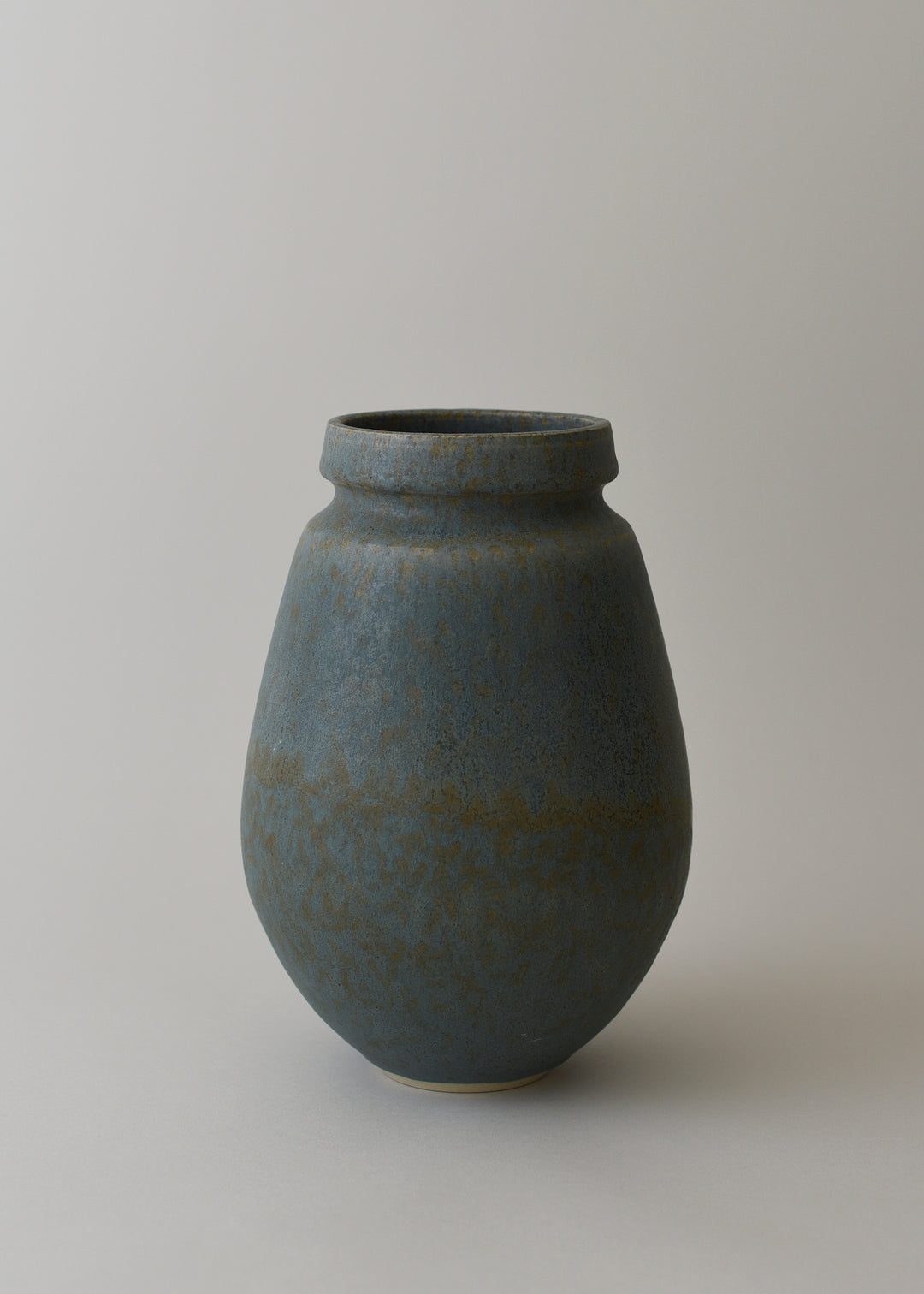 Poppy Series Vase in Lake - Victoria Morris Pottery