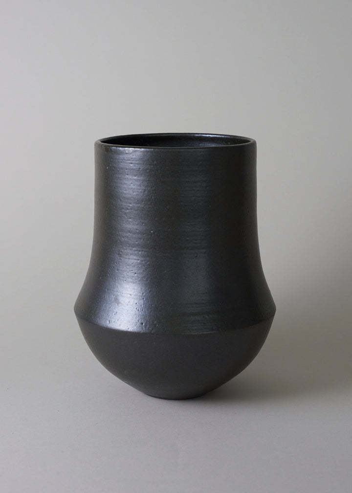 Pueblo Series Vase in Obsidian - Victoria Morris Pottery