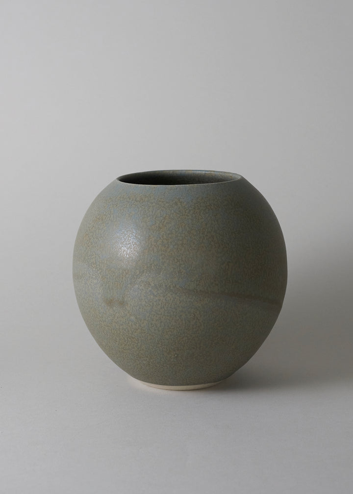 Orb Vase in Agate - Victoria Morris Pottery