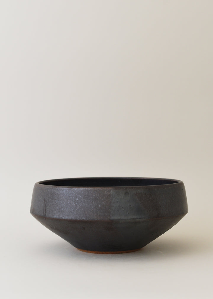 Architectural Bowl in Iron Black - Victoria Morris Pottery