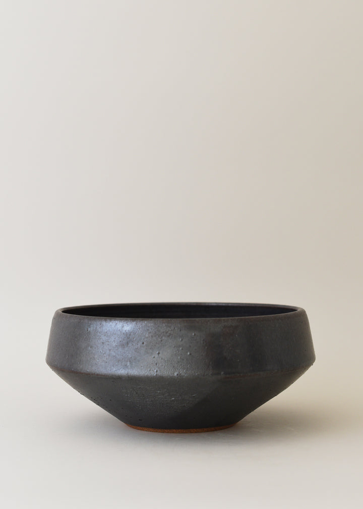 Architectural Bowl in Iron Black - Victoria Morris Pottery