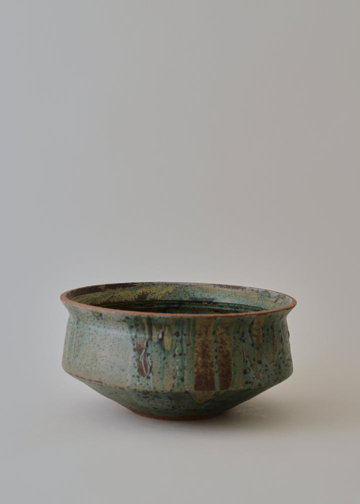 Diana Series Bowl in Lichen - Victoria Morris Pottery