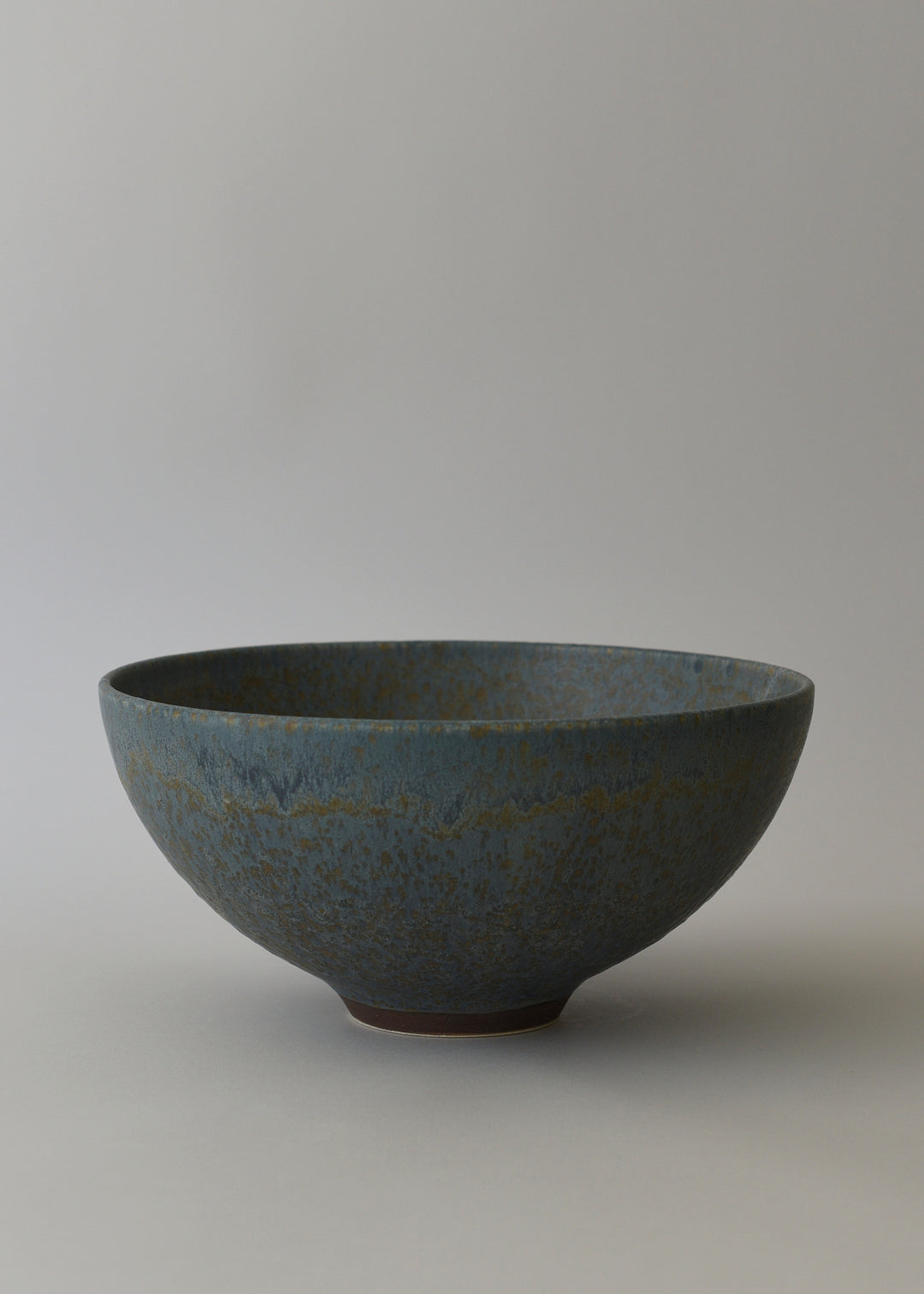 Lucy Series Bowl in Lake - Victoria Morris Pottery