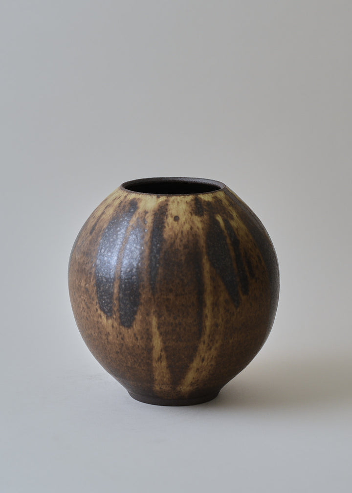 Orb Vase in Live Oak - Victoria Morris Pottery