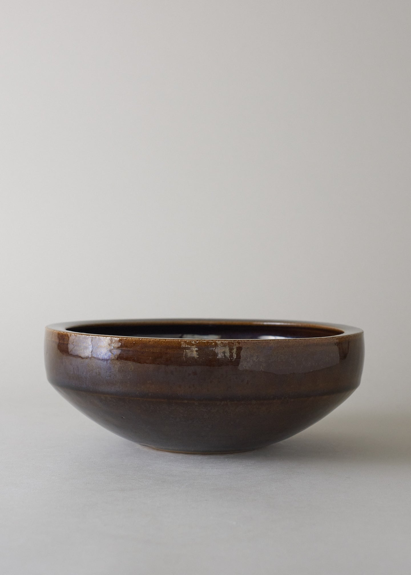 Ledge Series Bowl in Dark Amber - Victoria Morris Pottery