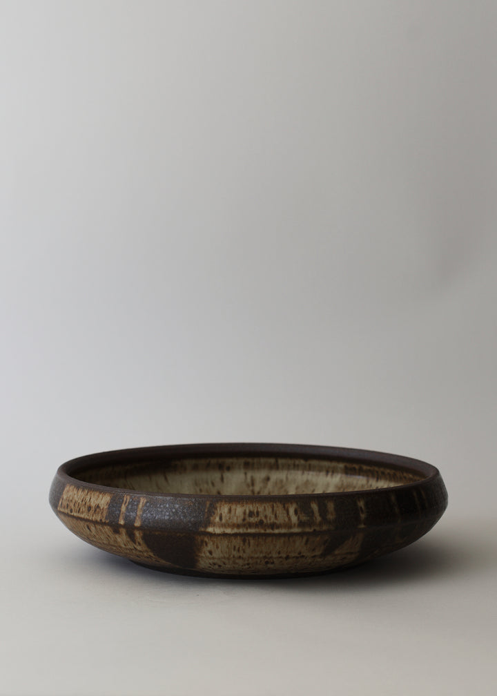 Large Ridge Low Bowl No.2 in Live Oak - Victoria Morris Pottery