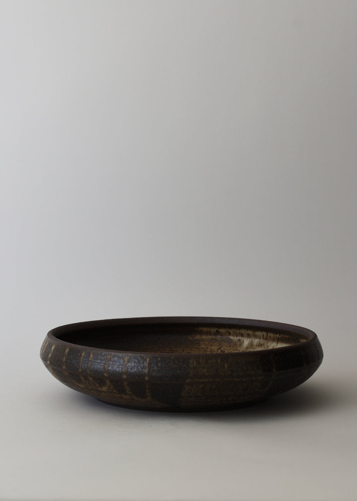 Large Ridge Low Bowl No.2 in Live Oak - Victoria Morris Pottery