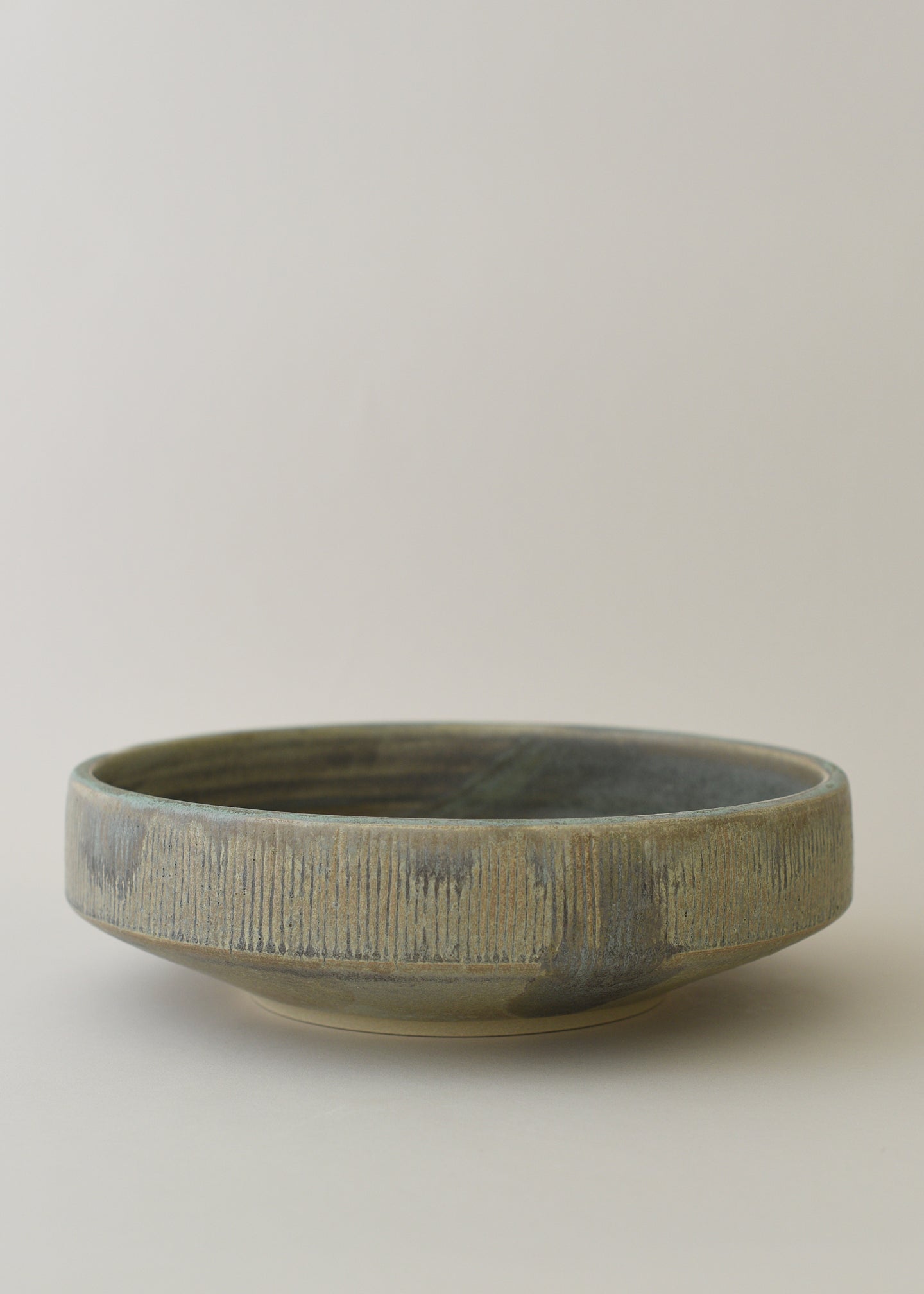 Low Scribe Bowl in Mineral - Victoria Morris Pottery