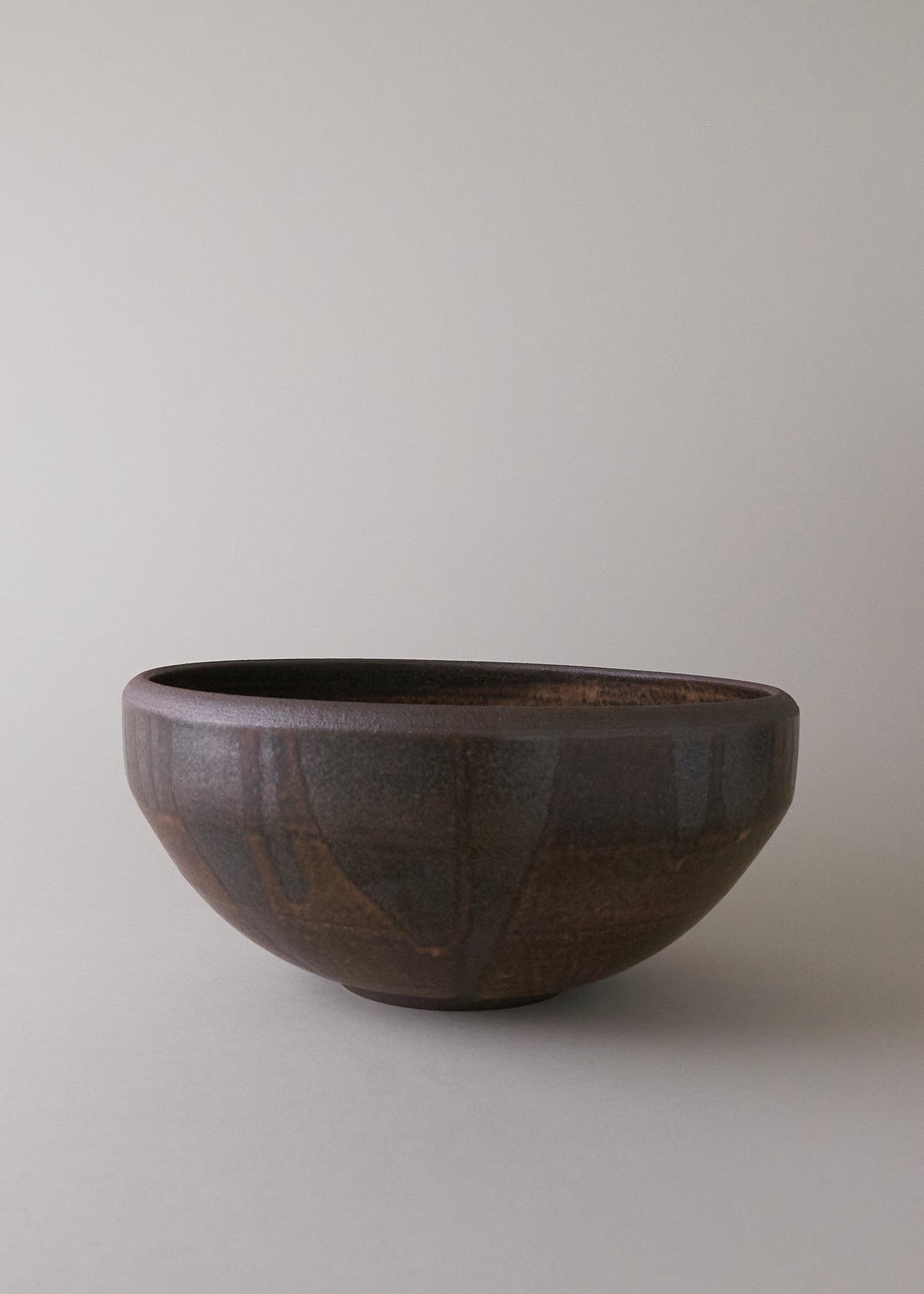 Medium Ledge Bowl in Live Oak - Victoria Morris Pottery