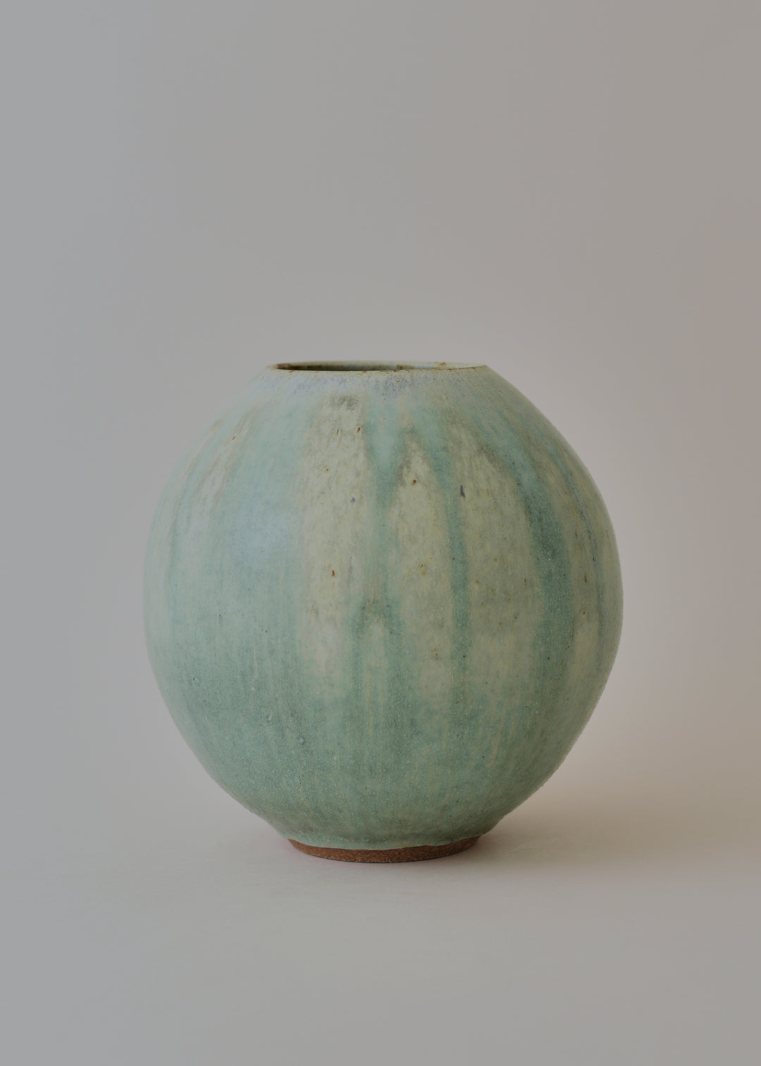 Orb Vase in Cobre - Victoria Morris Pottery