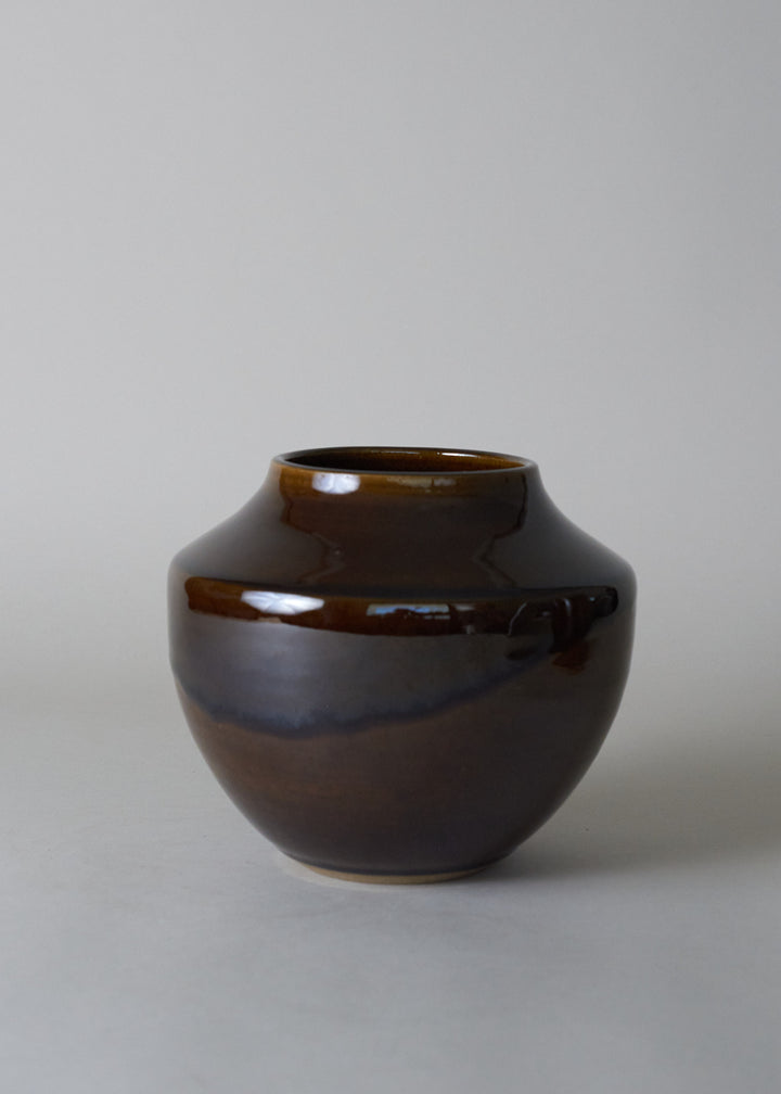 Pueblo Series Vase in Dark Amber - Victoria Morris Pottery