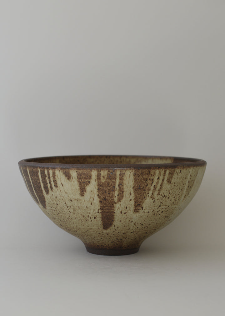 Extra Large Lucy Serving Bowl in Live Oak - Victoria Morris Pottery