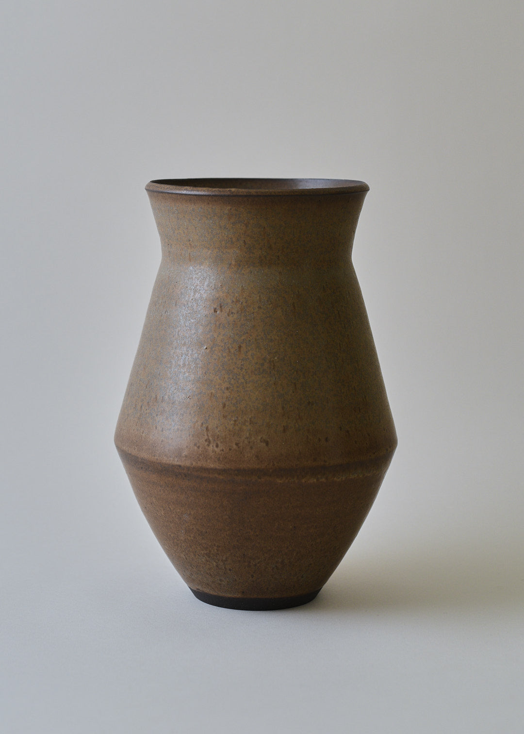 Diana Series Vase in Hazel - Victoria Morris Pottery