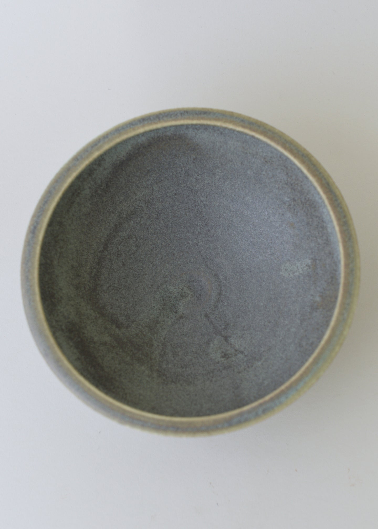 Small Ledge Bowl in Mineral - Victoria Morris Pottery