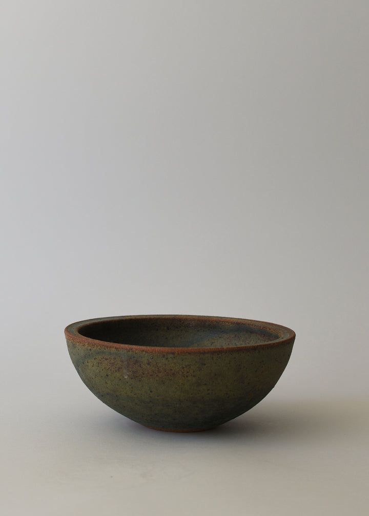 Small Ledge Bowl in Lichen - Victoria Morris Pottery