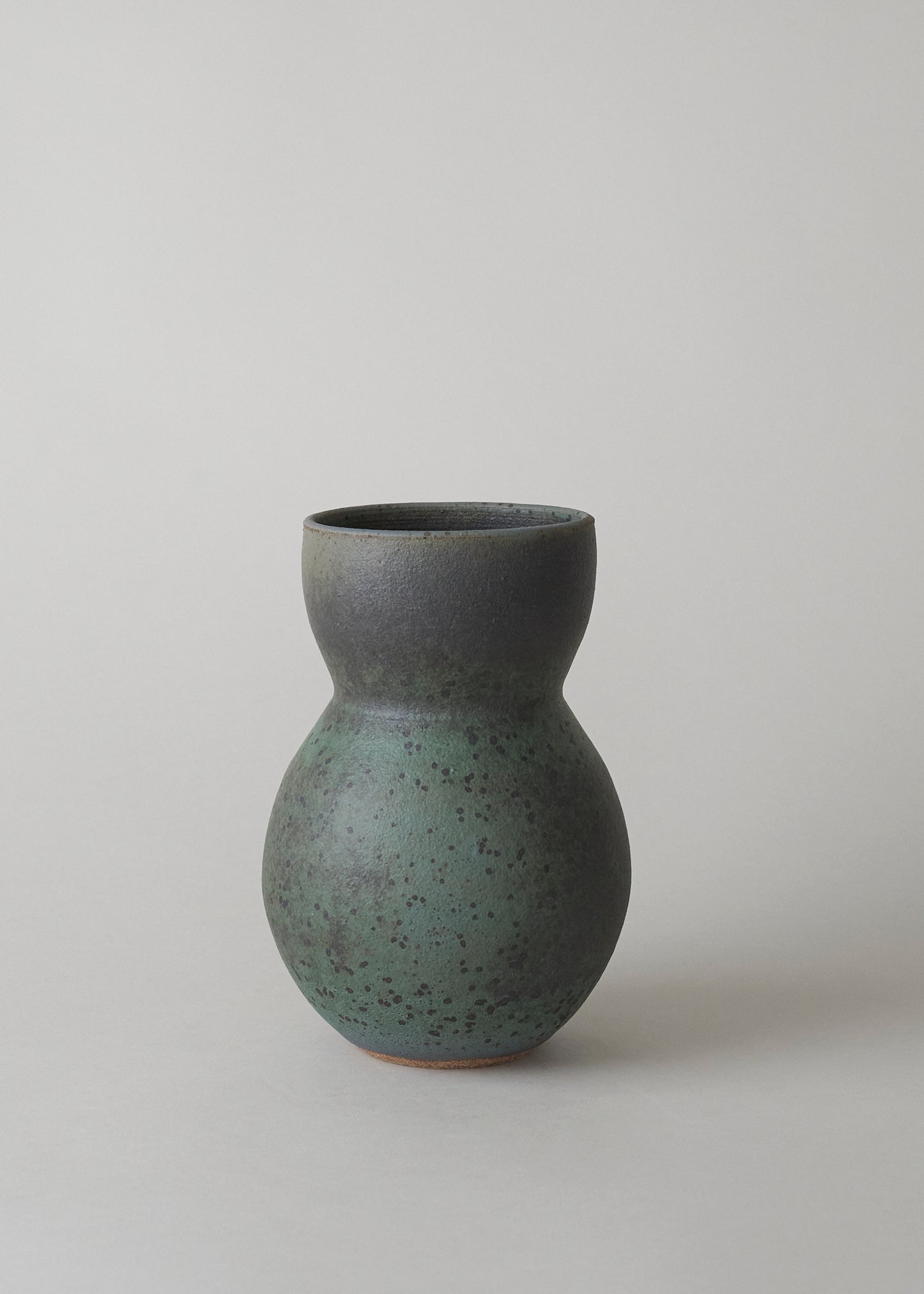 Small Flora Vase Lichen - Victoria Morris Pottery