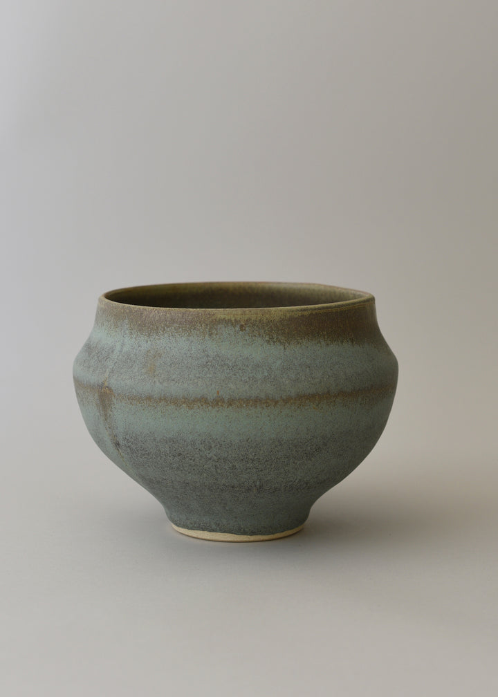 Small Tulip Vessel in Mineral - Victoria Morris Pottery