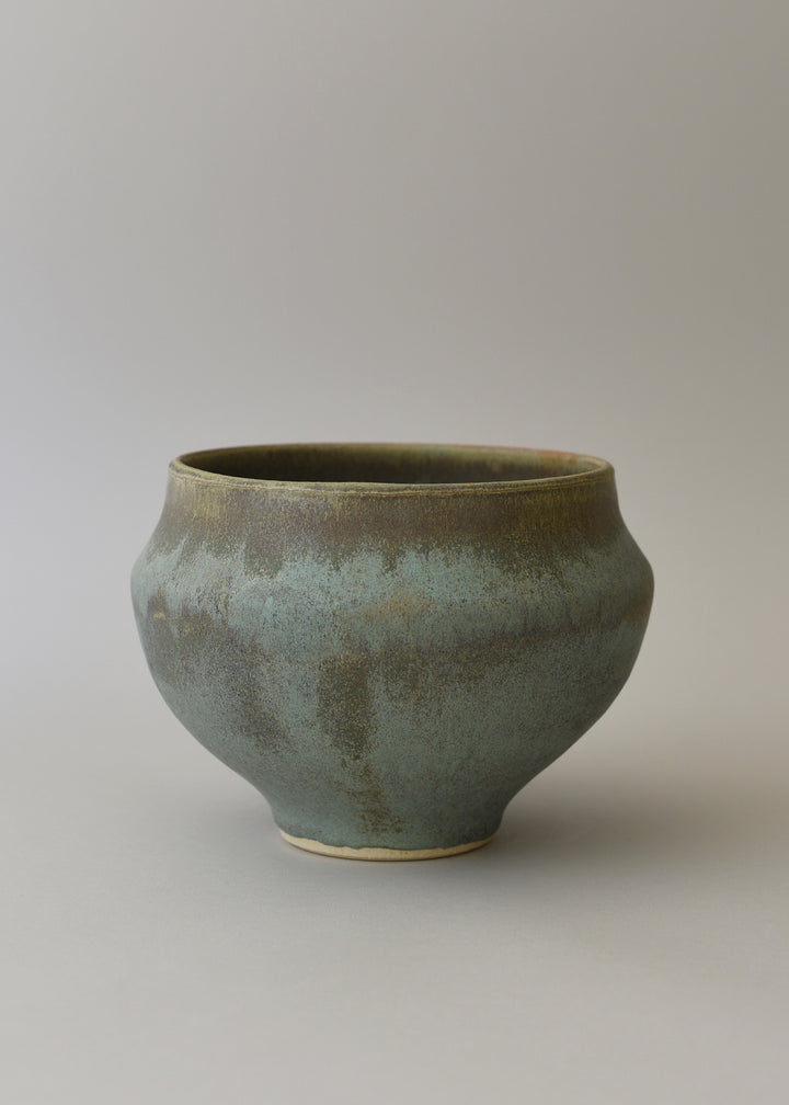 Small Tulip Vessel in Mineral - Victoria Morris Pottery