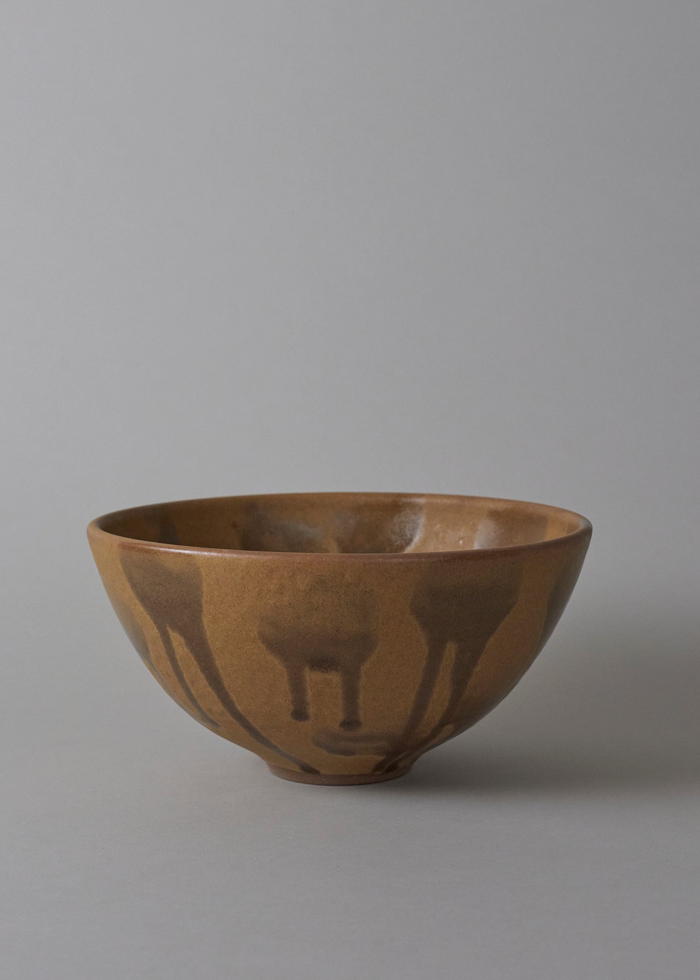 Lucy Series Bowl in Splashed Honey - Victoria Morris Pottery