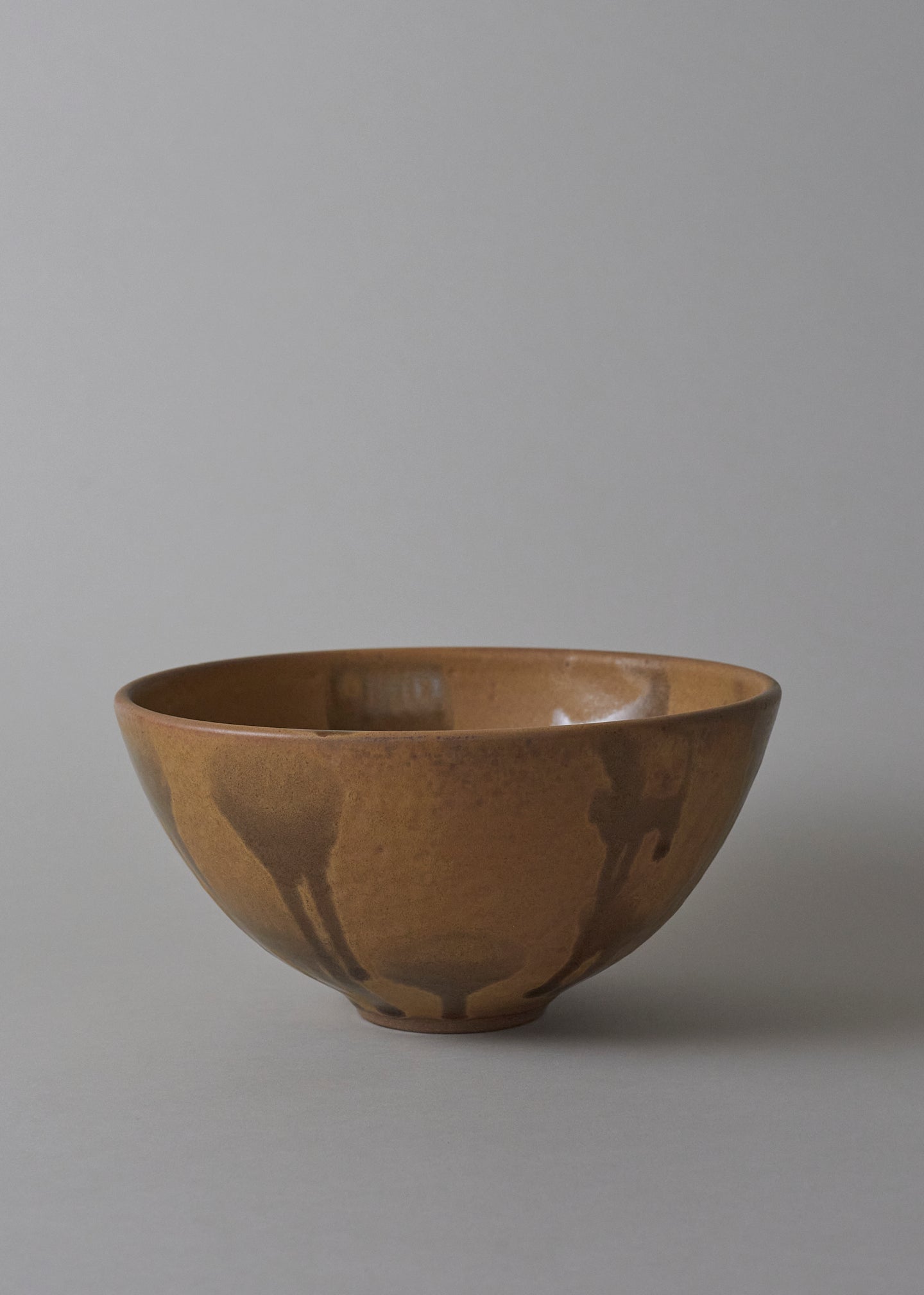 Lucy Series Bowl in Splashed Honey - Victoria Morris Pottery