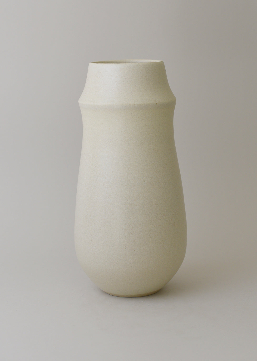 Large Ridge Series Vase in Ivory - Victoria Morris Pottery