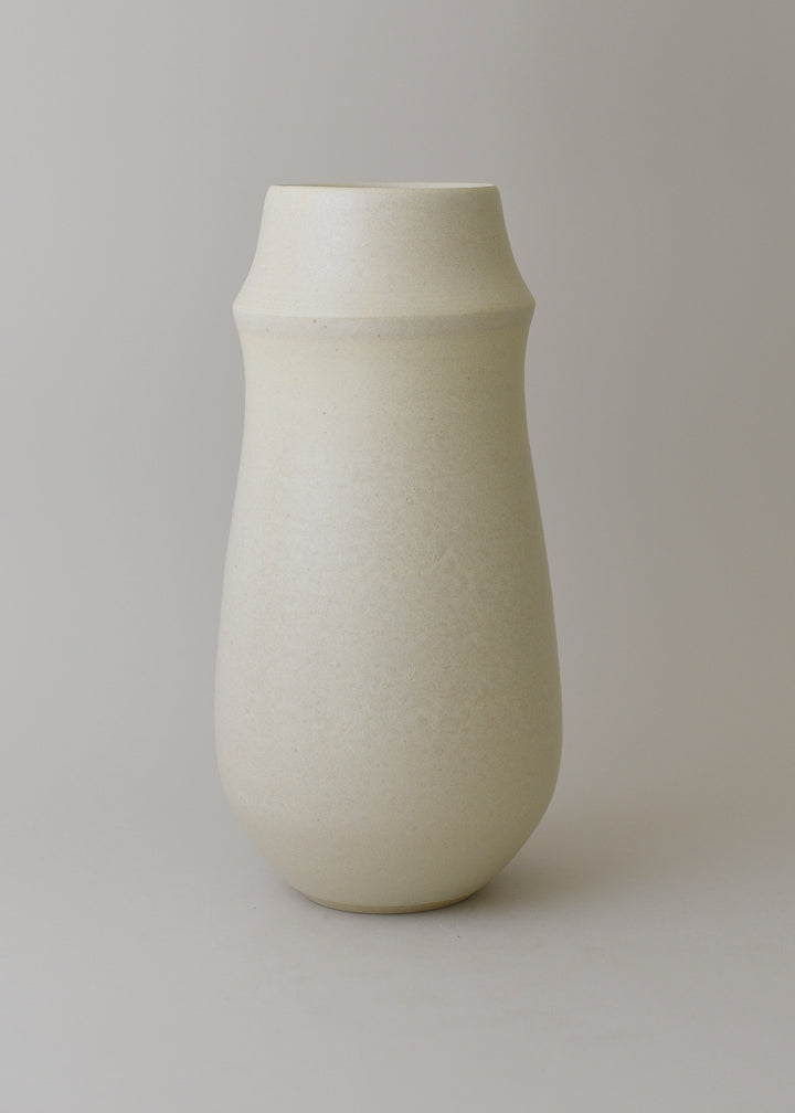 Large Ridge Series Vase in Ivory - Victoria Morris Pottery
