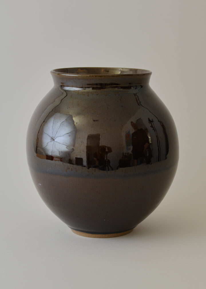 Round Vase Series no. 2  in Amber - Victoria Morris Pottery